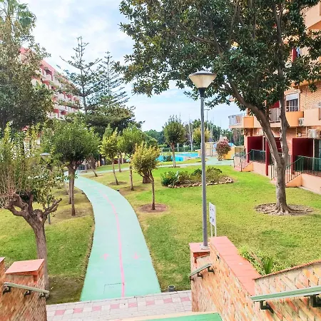 Piscinas, Fire Stick Amazon, Wifi, Terraza, Reformado * ベナルマデナ